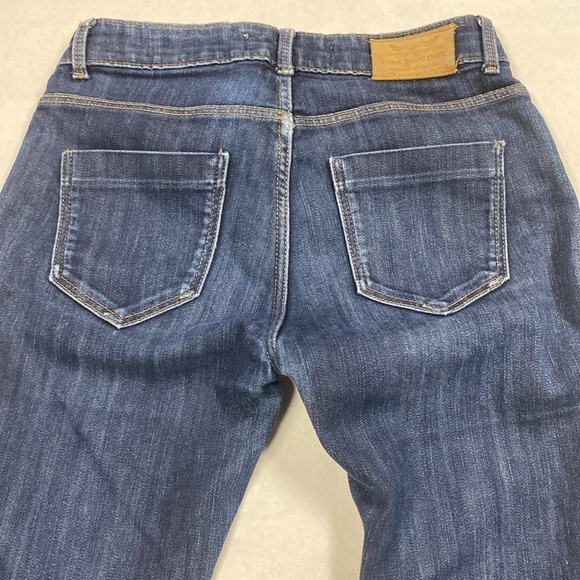 Women’s jeans Zara Basic brand denim size 28 straight leg skinny - Picture 2 of 5